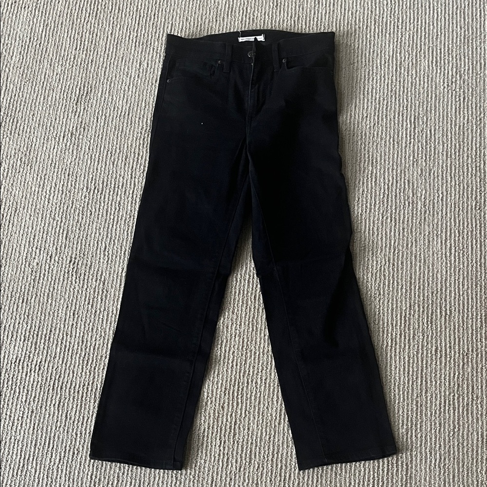 Levi's Women's Black Ankle/Cropped Jeans